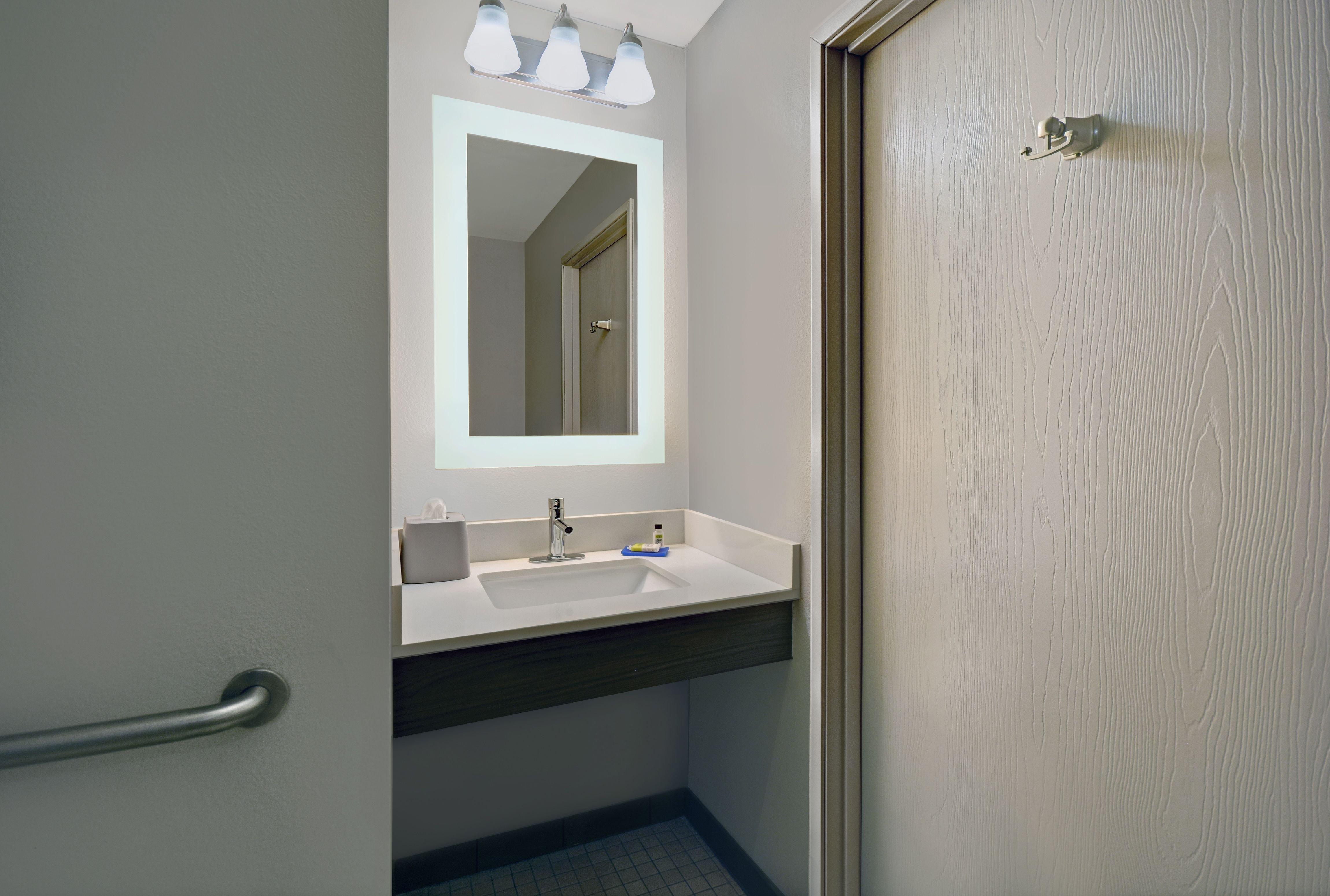 Holiday Inn Express Adrian By Ihg Kültér fotó