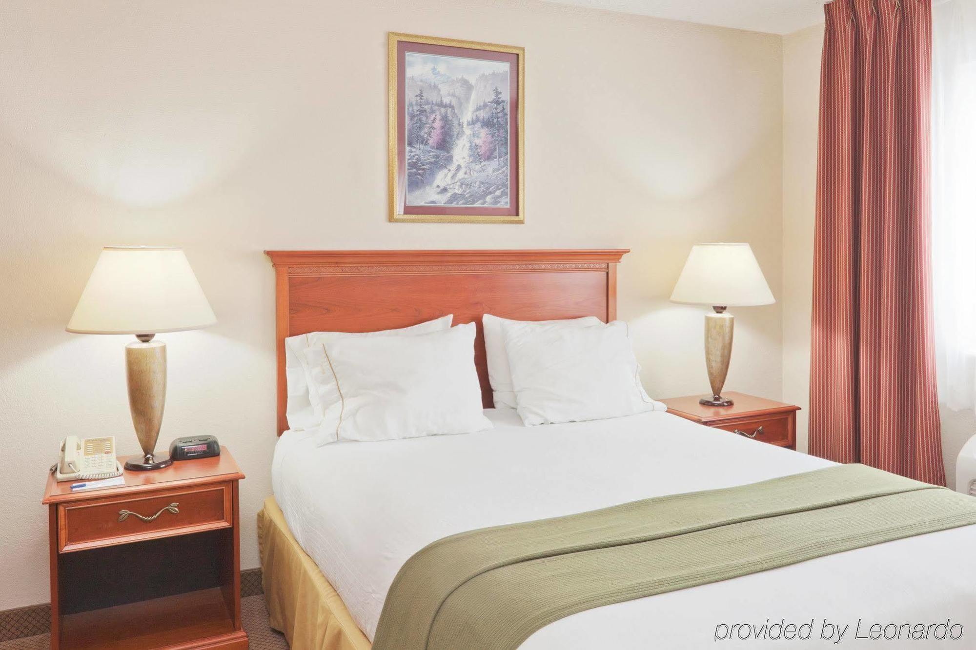 Holiday Inn Express Adrian By Ihg Szoba fotó